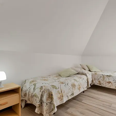 A 5' Dei Marmi - Parcheggio Privato - Wifi - Ac Apartamento *